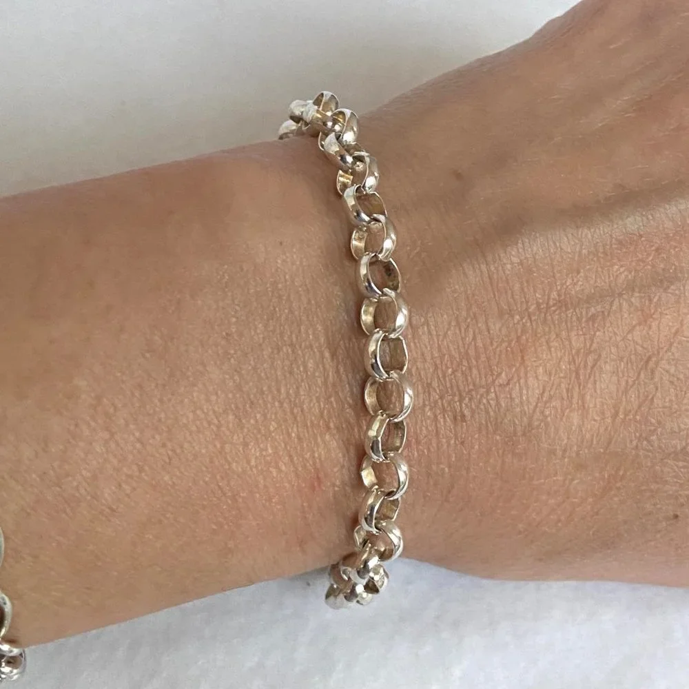 Sterling Silver 925 AGI Italy 6MM Rolo Link Bell Charm Bracelet Size 8" 13.5g - Picture 4 of 17